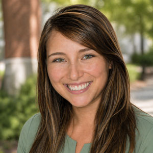Lindsay Hinojosa
